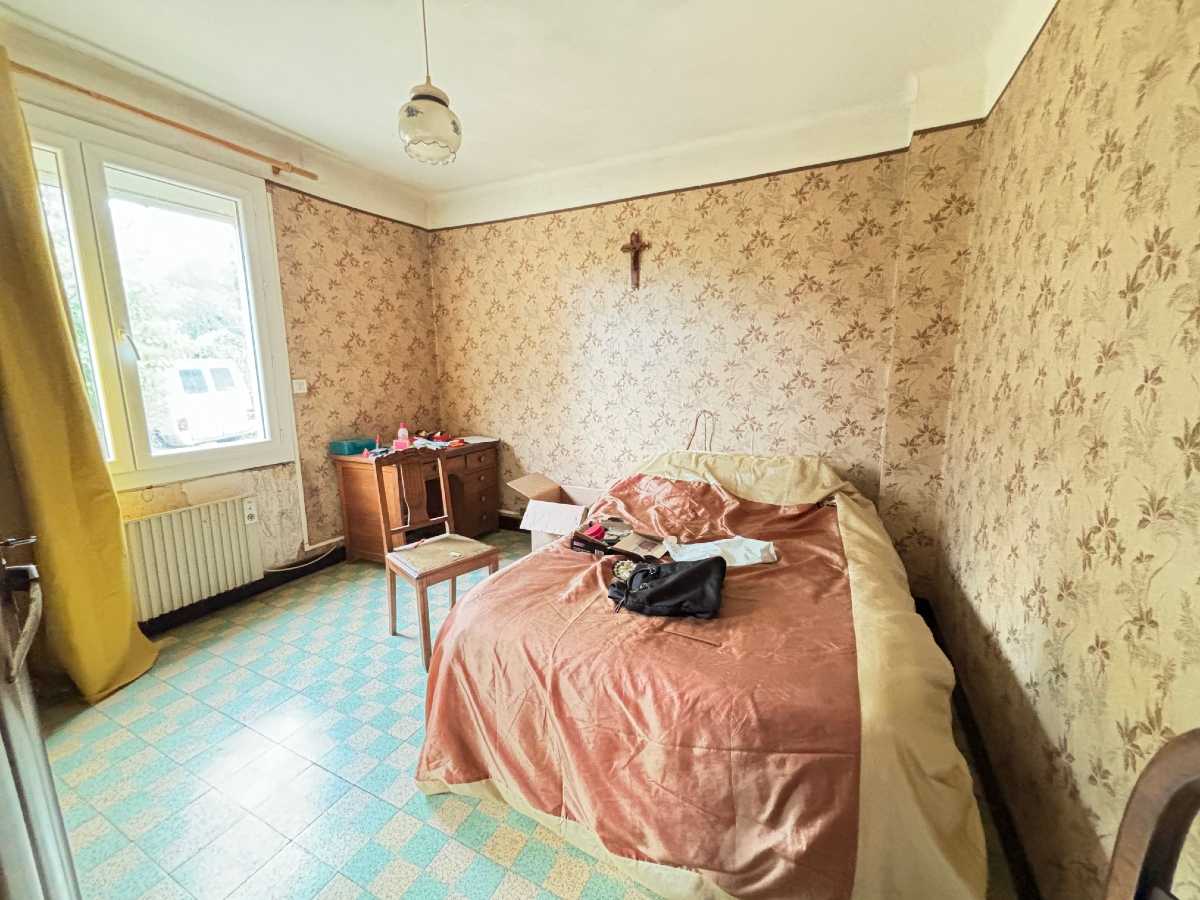 3 bedrooms Villa in Le Pouget, France No. 192195