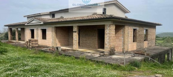 6غرفة منزل في Trevignano Romano, Italy رقم 130371 3