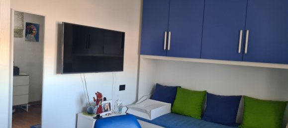 3 rooms Apartment in Rome, Italy No. 161318 5