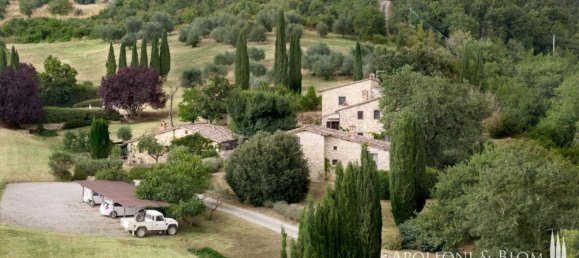 8 bedrooms House in Radda in Chianti, Italy No. 54106 5