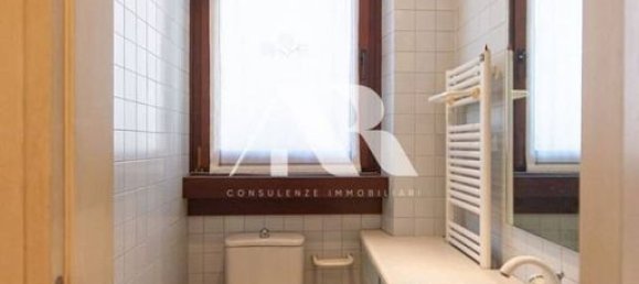 4 bedrooms Apartment in Verona, Italy No. 59370 39