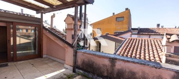 4 bedrooms Apartment in Verona, Italy No. 59370 60