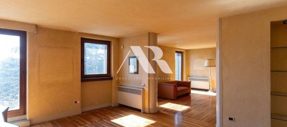 4 bedrooms Apartment in Verona, Italy No. 59370 15