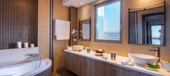 Недвижимость с 4 спальнями в Ираклион, Греция № 3766 8