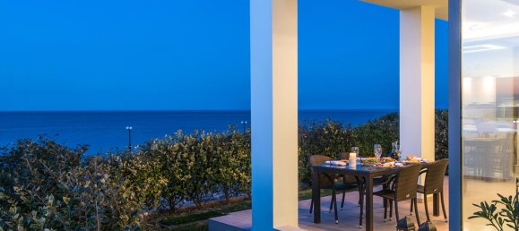 Недвижимость с 4 спальнями в Ираклион, Греция № 3766 2