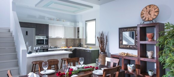 Недвижимость с 4 спальнями в Ираклион, Греция № 3766 6