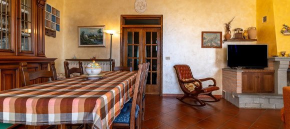 Вилла с 6 комнатами в Аулла, Италия № 85026 9