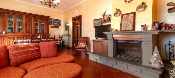 Вилла с 6 комнатами в Аулла, Италия № 85026 13