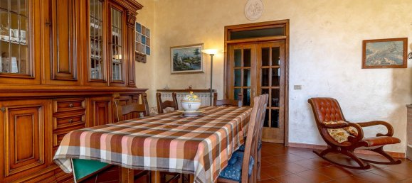 Вилла с 6 комнатами в Аулла, Италия № 85026 10