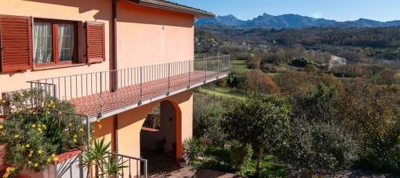 Вилла с 6 комнатами в Аулла, Италия № 85026 44