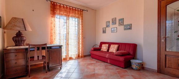 Вилла с 6 комнатами в Аулла, Италия № 85026 36