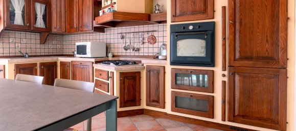 Вилла с 6 комнатами в Аулла, Италия № 85026 15