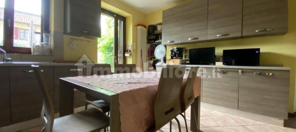 2 bedrooms House in Pino Torinese, Italy No. 298186 2