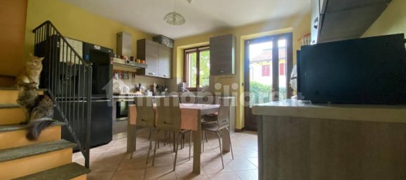 2 bedrooms House in Pino Torinese, Italy No. 298186 3