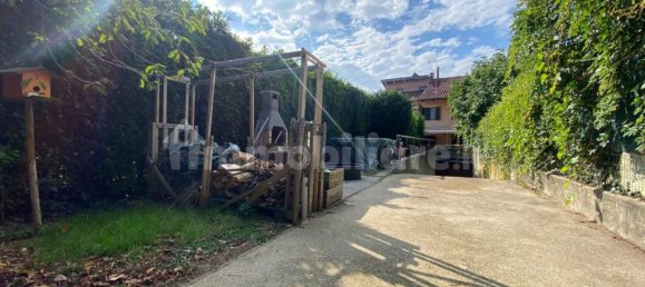 2 bedrooms House in Pino Torinese, Italy No. 298186 20