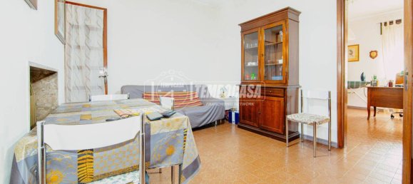 2 chambres Maison à Palestro, Italy No. 271647 8