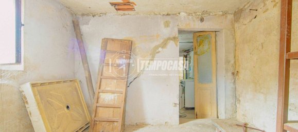 2 chambres Maison à Palestro, Italy No. 271647 30