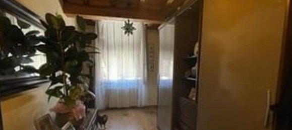 6 rooms Duplex in Carrara, Italy No. 193019 2