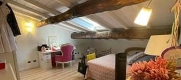 6 rooms Duplex in Carrara, Italy No. 193019 11