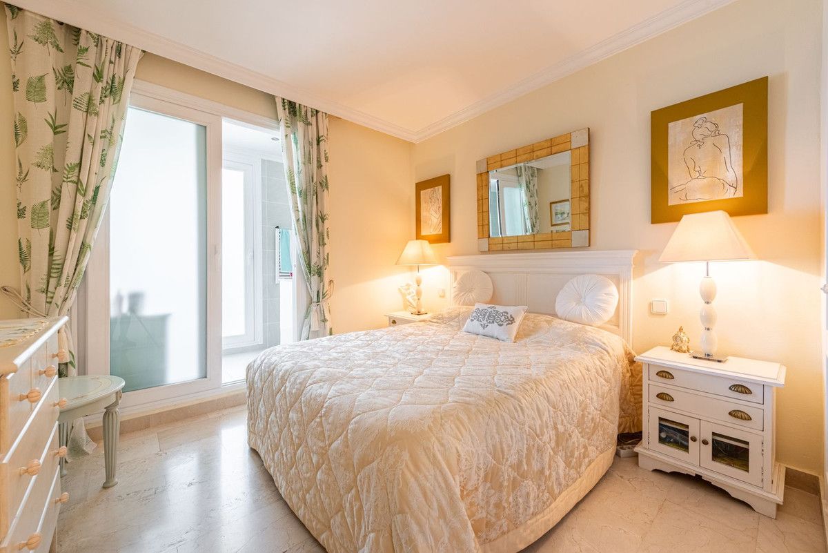 2 Schlafzimmer Wohnung in Benahavis, Spain, Nr. 109500