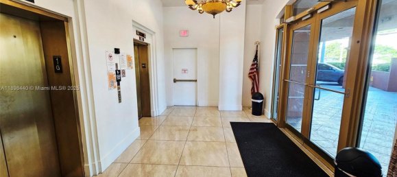 2 dormitorios propiedad comercial en venta en Miami, Miami-Dade, Florida, USA № 615897 16
