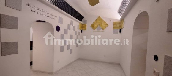 70m² Warehouse in Naples, Italy No. 357291 6