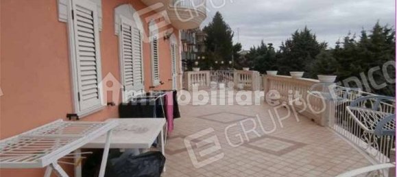 Apartamento de 3 dormitorios en San Giovanni Rotondo, Italy No. 278953 2