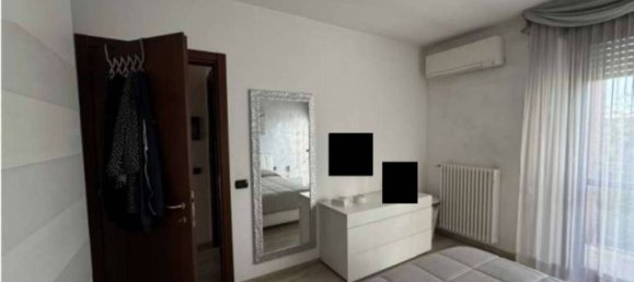 Apartamento de 3 divisões em Cardano al Campo, Italy N.º 5377 7