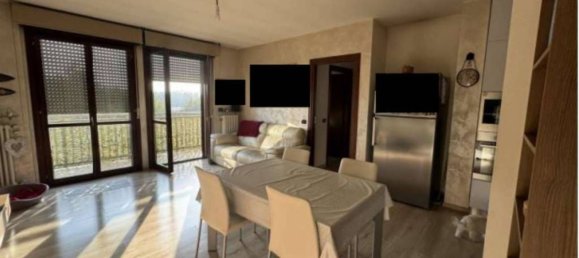 Apartamento de 3 divisões em Cardano al Campo, Italy N.º 5377 9