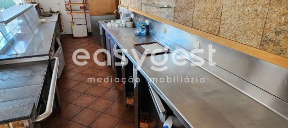 169m² Commercial property in Arganil, Portugal No. 187571 8