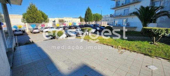 169m² Commercial property in Arganil, Portugal No. 187571 30