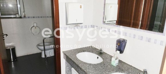 169m² Commercial property in Arganil, Portugal No. 187571 17