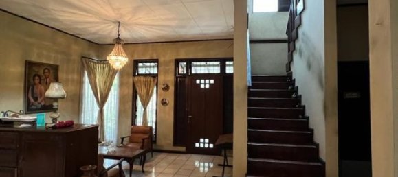 6 bedrooms House in Jakarta, Indonesia No. 1527 16