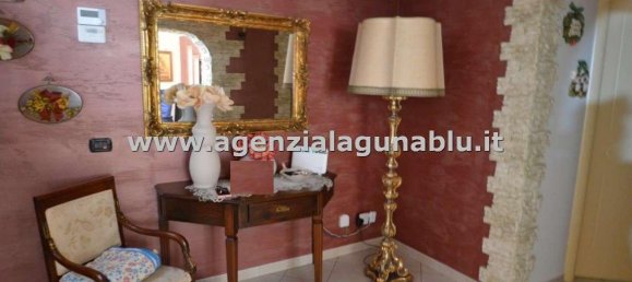 4 rooms Villa in Mazara del Vallo, Italy No. 106602 8