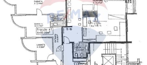 Oficina en Faro, Portugal 147 m² No. 70545 12