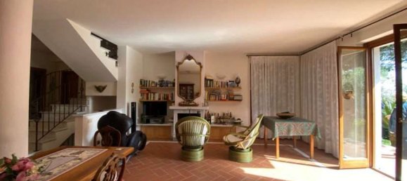 6 rooms House in Luni, Italy No. 36988 14