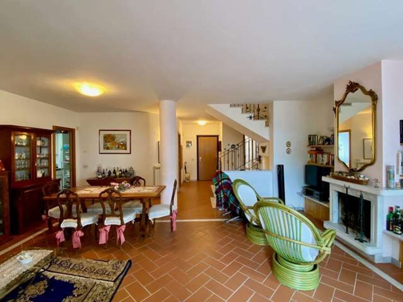 6 rooms House in Luni, Italy No. 36988