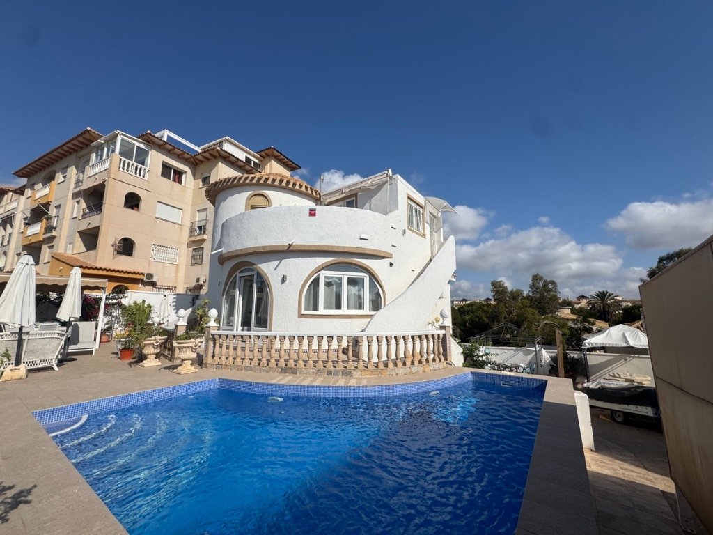 Вилла с 4 спальнями в Ла Зения, Испания № 290779