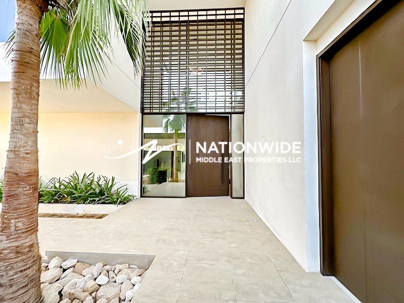 4 bedrooms Villa in Abu Dhabi, UAE No. 97615