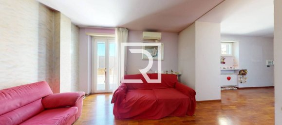 2 bedrooms Penthouse in Ravenna, Italy No. 262740 9