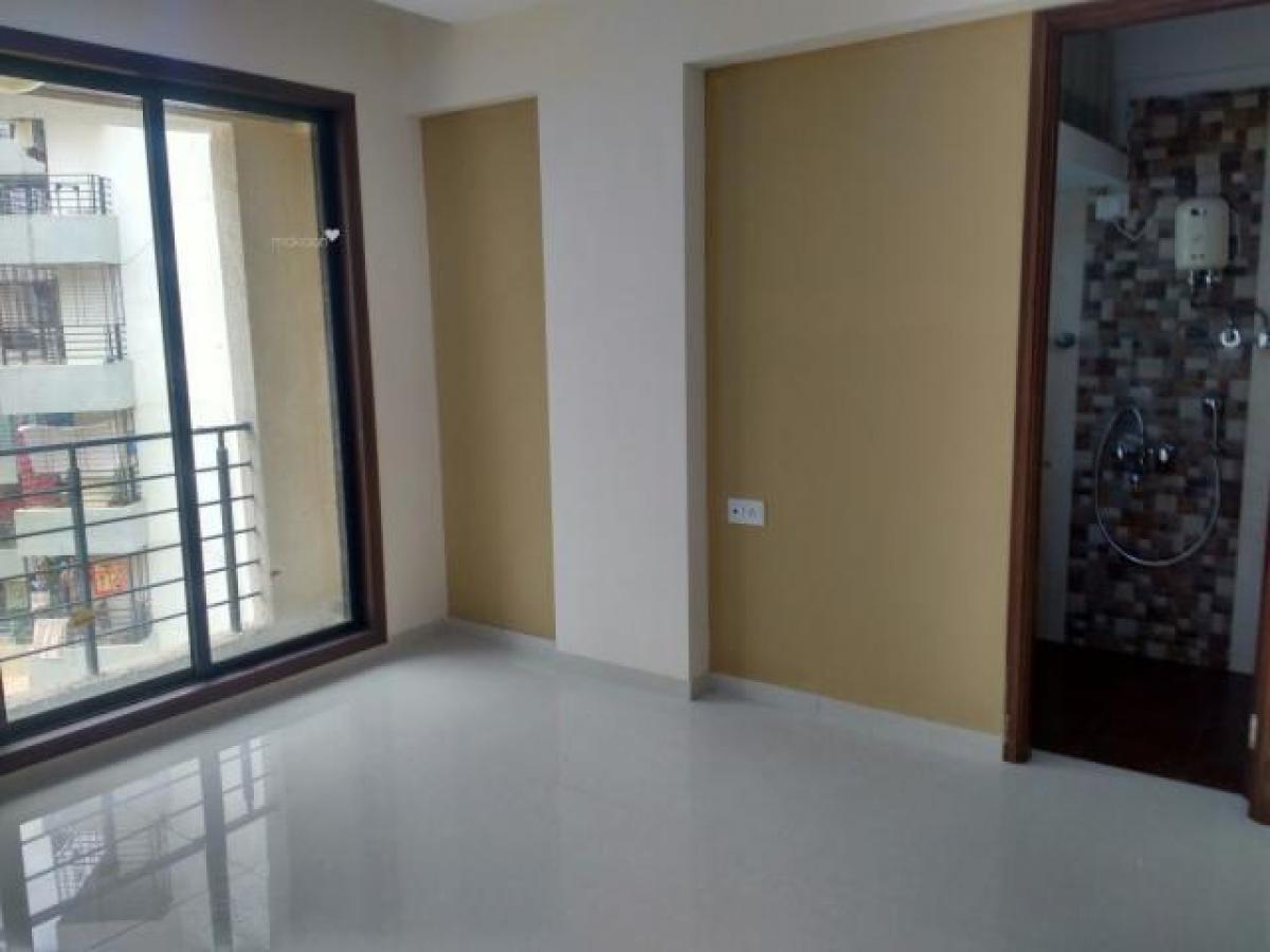 2 bedrooms House in Mumbai, India No. 2655