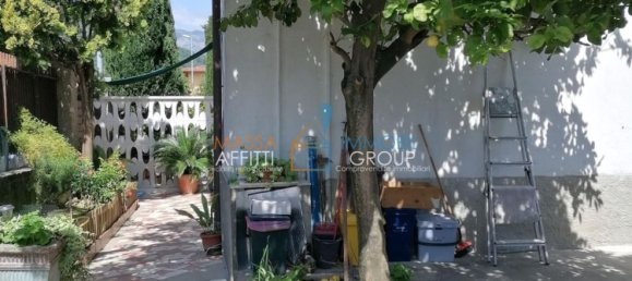 6 rooms House in Carrara, Italy No. 45688 4