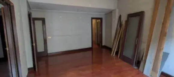 Квартира с 4 спальнями в Страна Басков, Испания № 169365 3