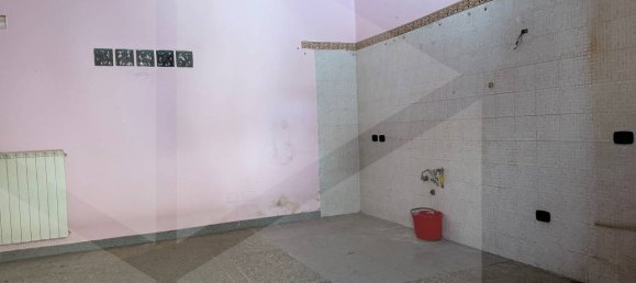4 rooms Duplex in Cimitile, Italy No. 34468 6
