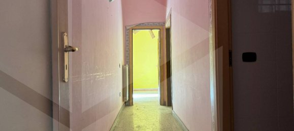 4 rooms Duplex in Cimitile, Italy No. 34468 7