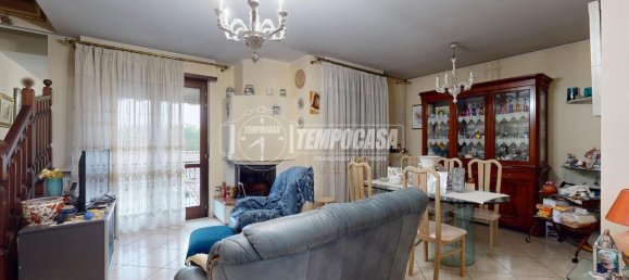 7 rooms Apartment in Vinovo, Italy No. 173401 4