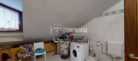 7 rooms Apartment in Vinovo, Italy No. 173401 21