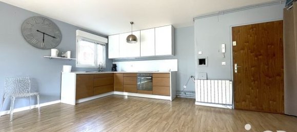 2 Schlafzimmer Wohnung in Villabe, France, Nr. 311111 3