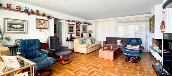 776m² Building in El Port De La Selva, Spain No. 77380 35