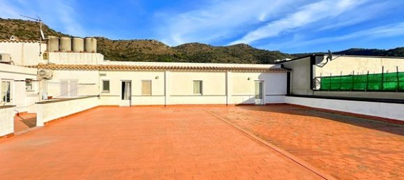 776m² Building in El Port De La Selva, Spain No. 77380 50